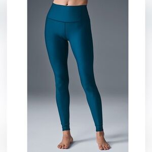 NWT Alo Yoga  High Waist Airlift Leggings in eclipse blue